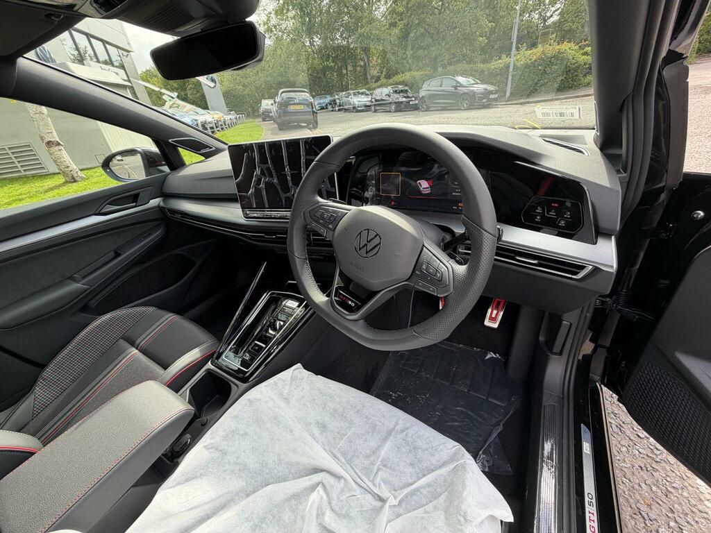 Volkswagen Golf 2L Gti Red #35