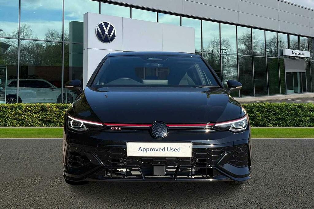 Volkswagen Golf 2L Gti Red #7