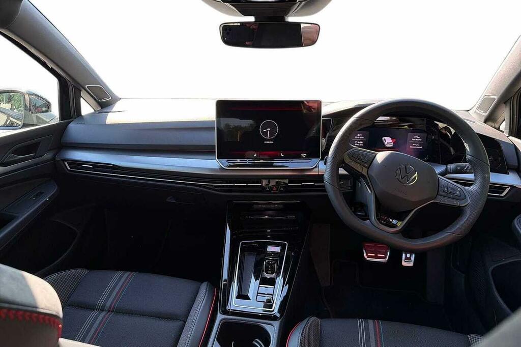 Volkswagen Golf 2L Gti Red #10