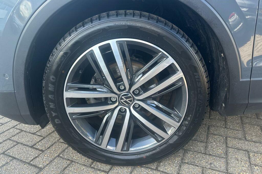 Volkswagen Tiguan 1.5 Tsi 150 Elegance Dsg  #5