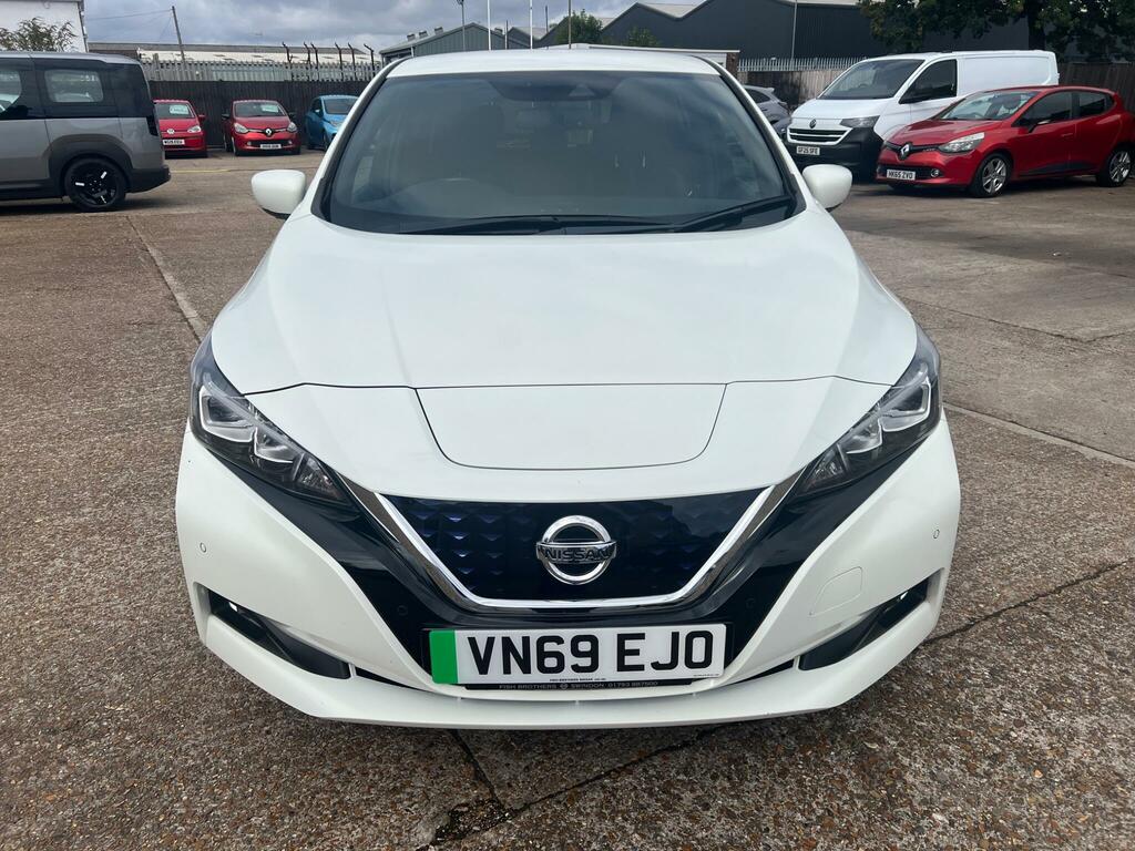 Nissan Leaf 40Kwh Tekna White #2
