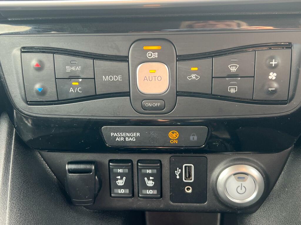 Nissan Leaf 110Kw Acenta 40Kwh 90,591  #25