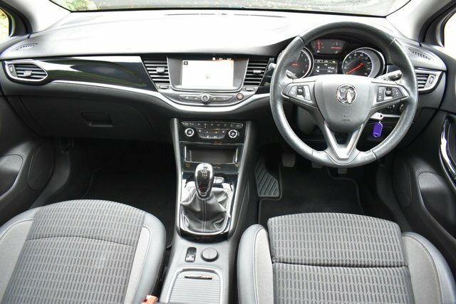 Vauxhall Astra 1.2 Turbo Griffin Edition Hatchback Man Black #5