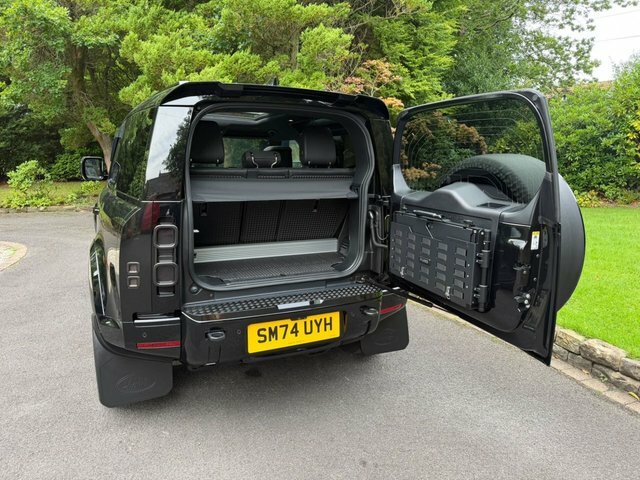 Land Rover Defender 3L X-dynamic Hse Grey #55