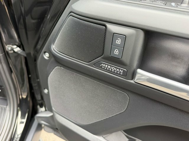 Land Rover Defender 3L X-dynamic Hse Grey #27
