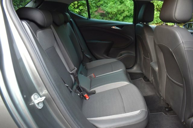Vauxhall Astra 1.5L Griffin Edition Silver #7