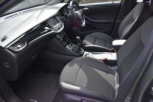 Vauxhall Astra 1.5L Griffin Edition Silver #19