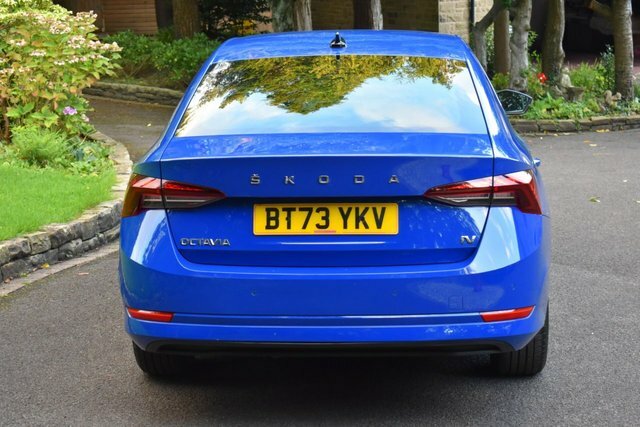 Skoda Octavia 1.4 Tsi Iv 13Kwh Se L Hatchback Plug-in Blue #4