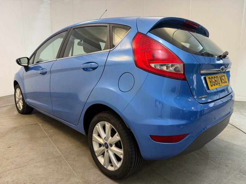 Ford Fiesta Edge Black #8
