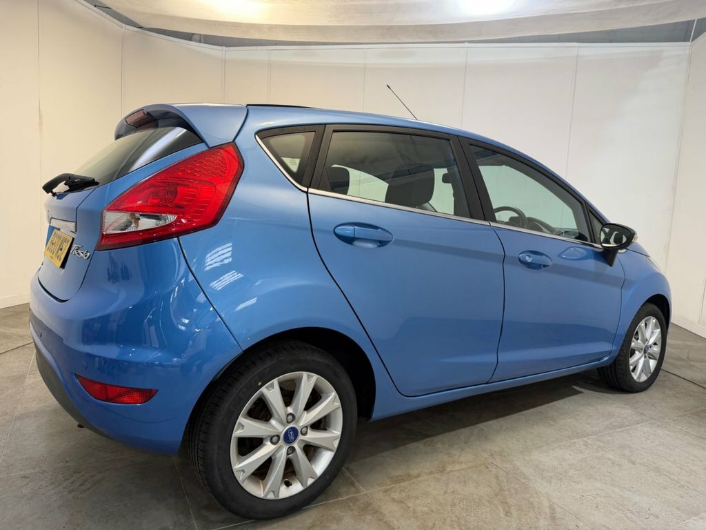 Ford Fiesta Edge Black #42