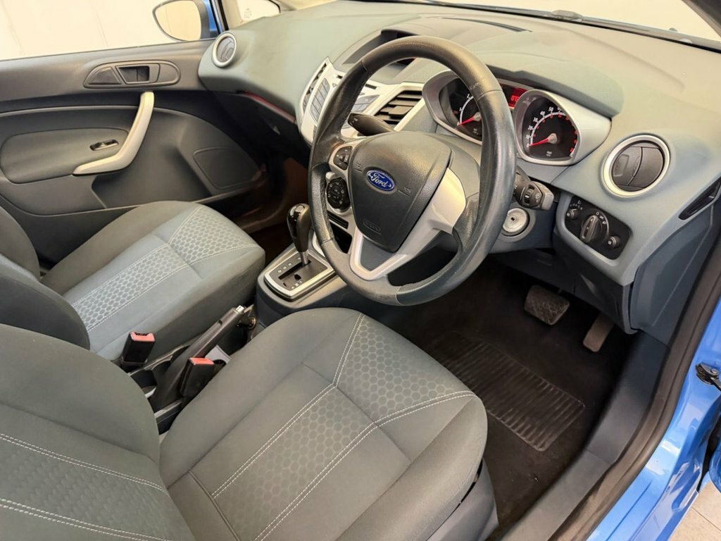 Ford Fiesta Edge Black #33