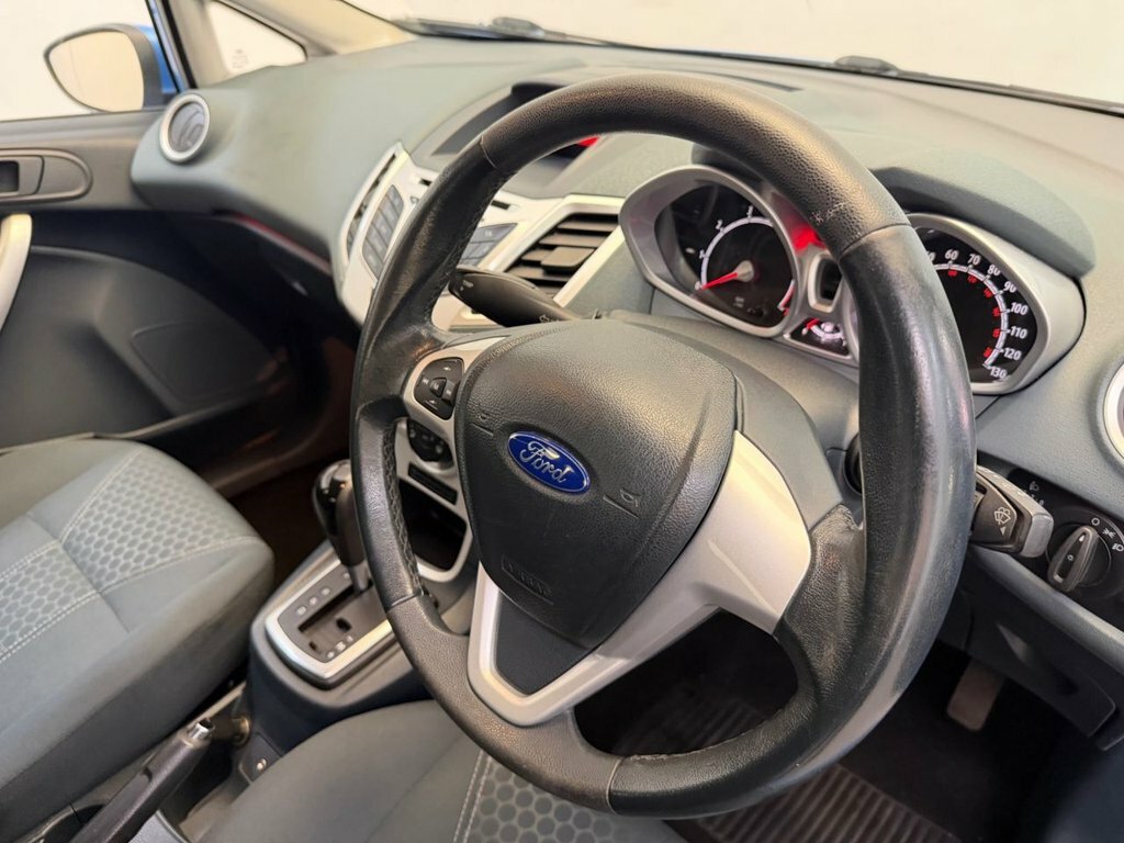 Ford Fiesta Edge Black #15