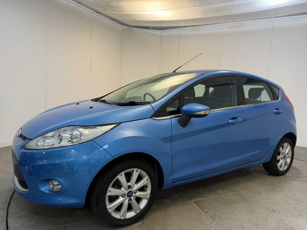 Ford Fiesta Edge Black #6