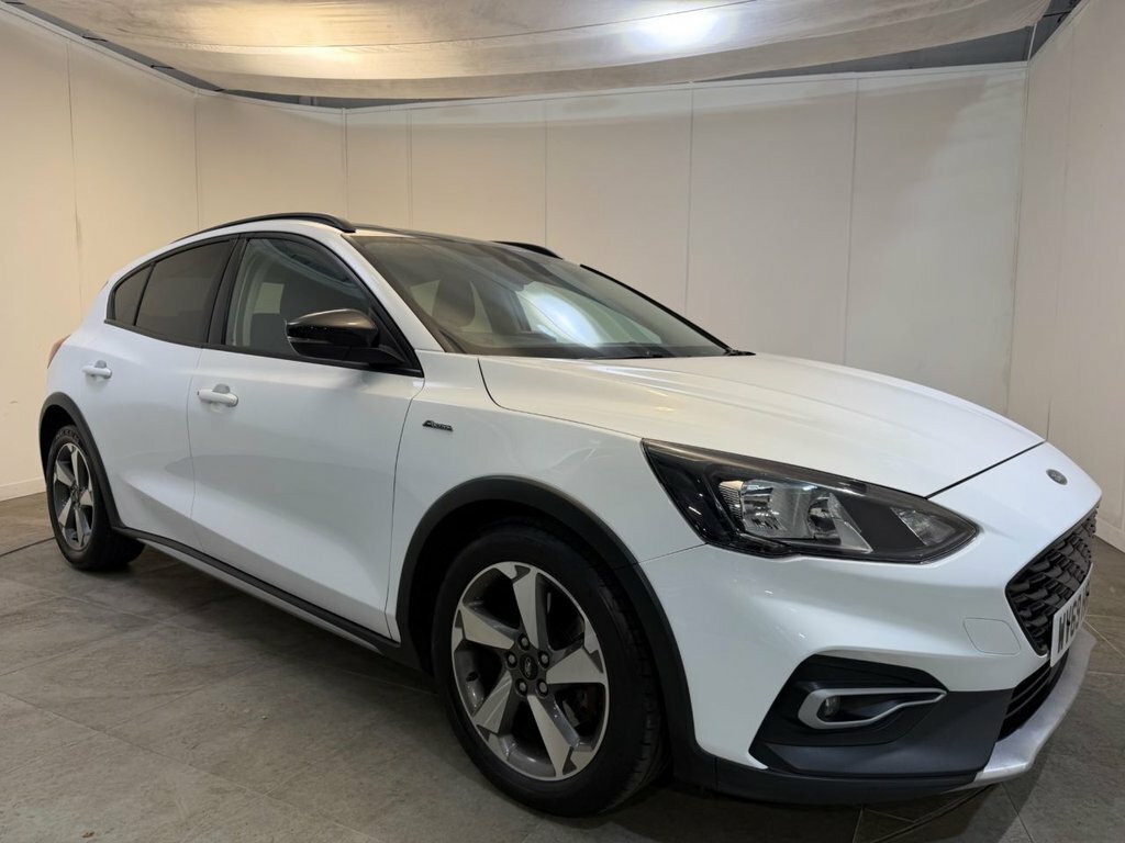Ford Focus 1.5L Active White #2