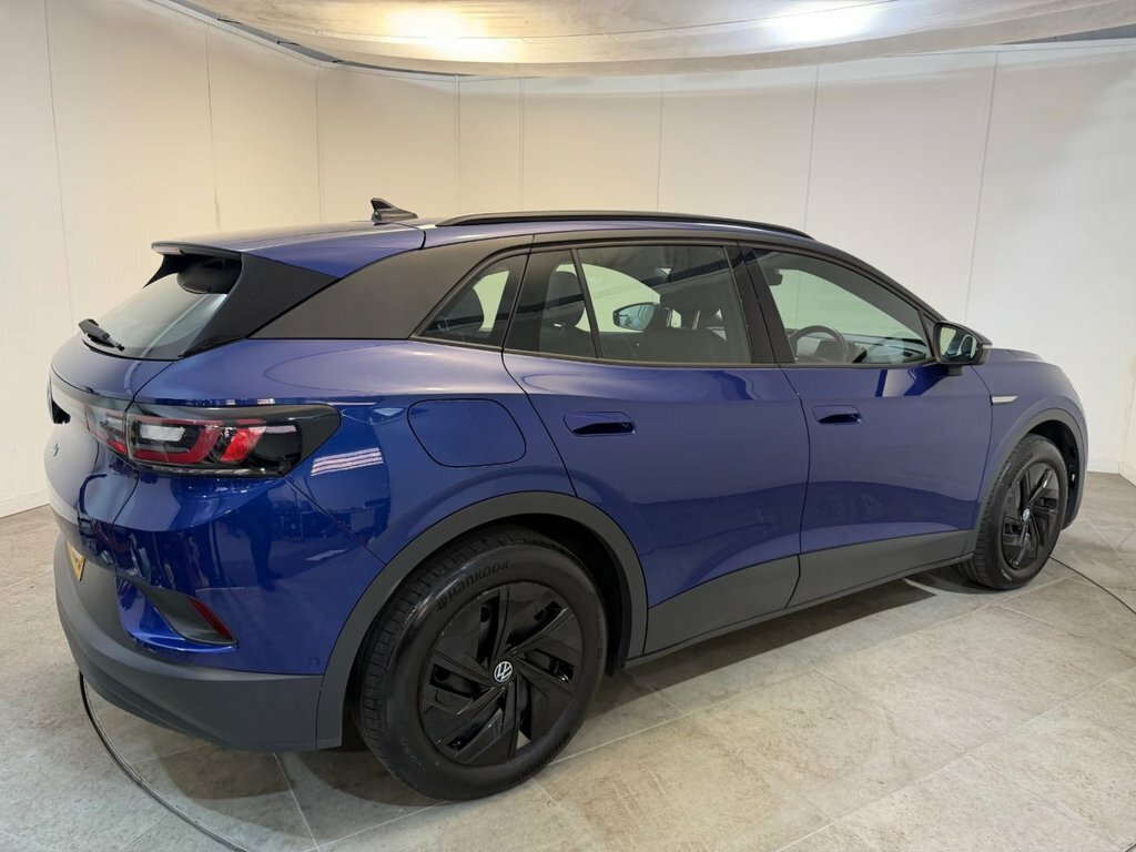 Volkswagen ID.4 Suv Blue #5