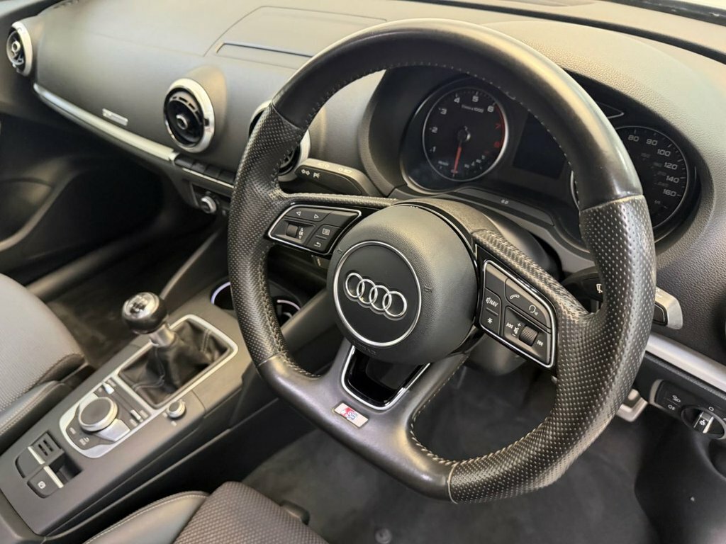 Audi A3 2.0 S3 Sportback Tfsi Quattro Black Edition 306 Red #16