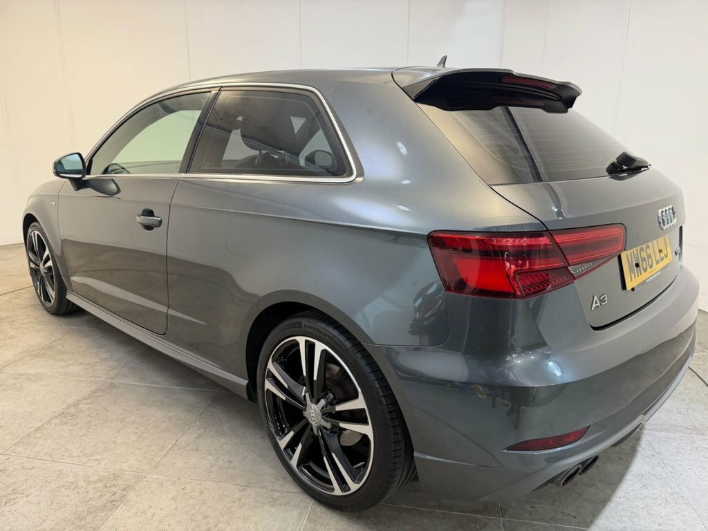 Audi A3 2.0 S3 Sportback Tfsi Quattro Black Edition 306 Red #23