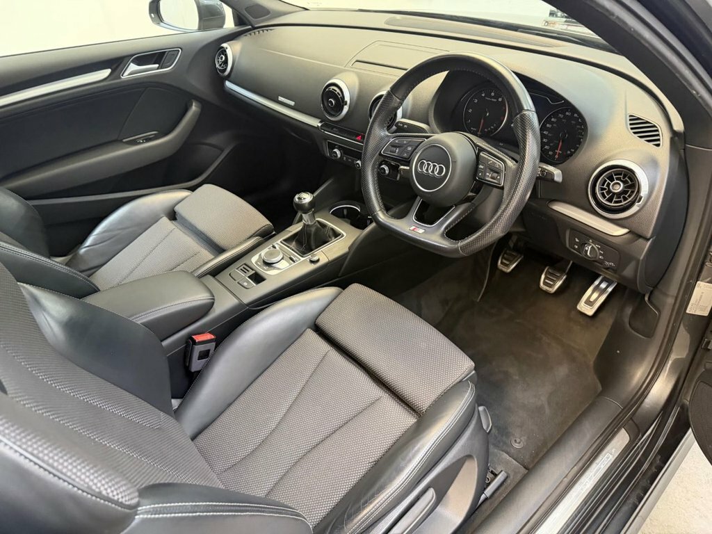Audi A3 2.0 S3 Sportback Tfsi Quattro Black Edition 306 Red #15