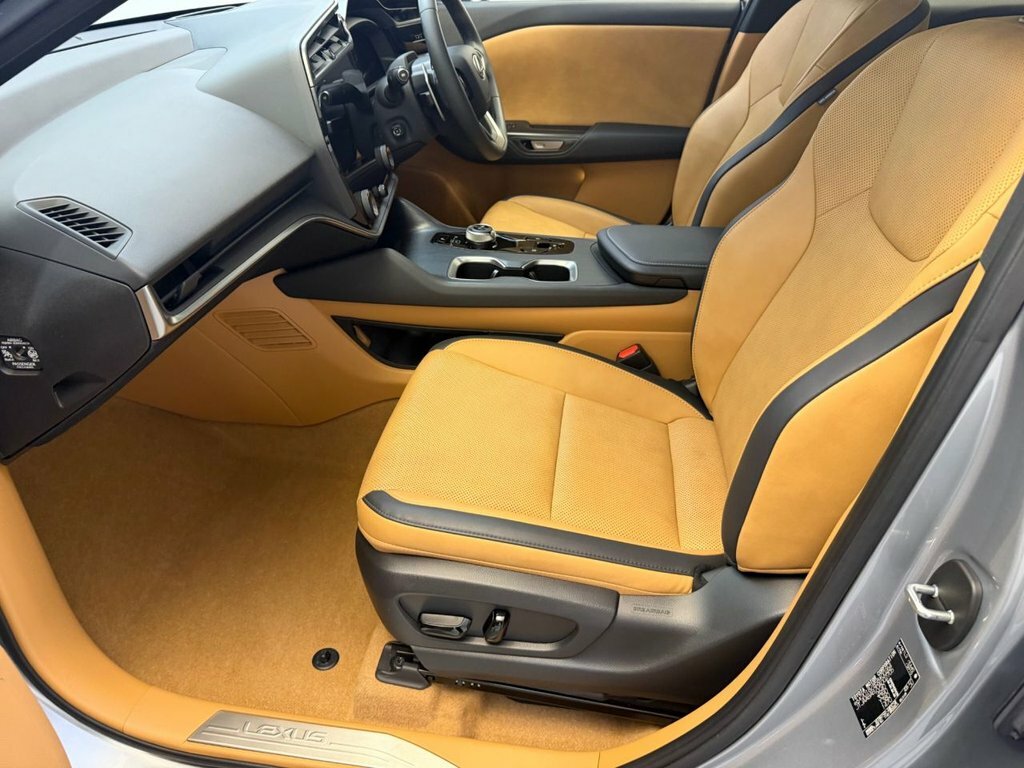 Lexus RZ 450E 71.4Kwh Premium Plus Suv Di Black #40