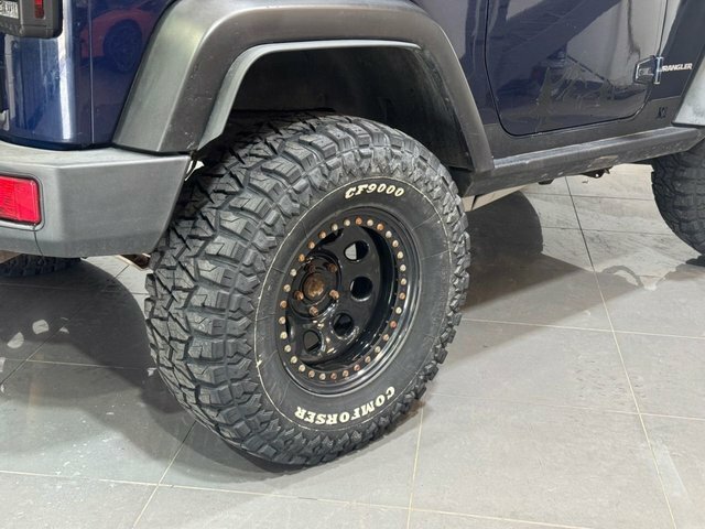 Jeep Wrangler Convertible Black #15