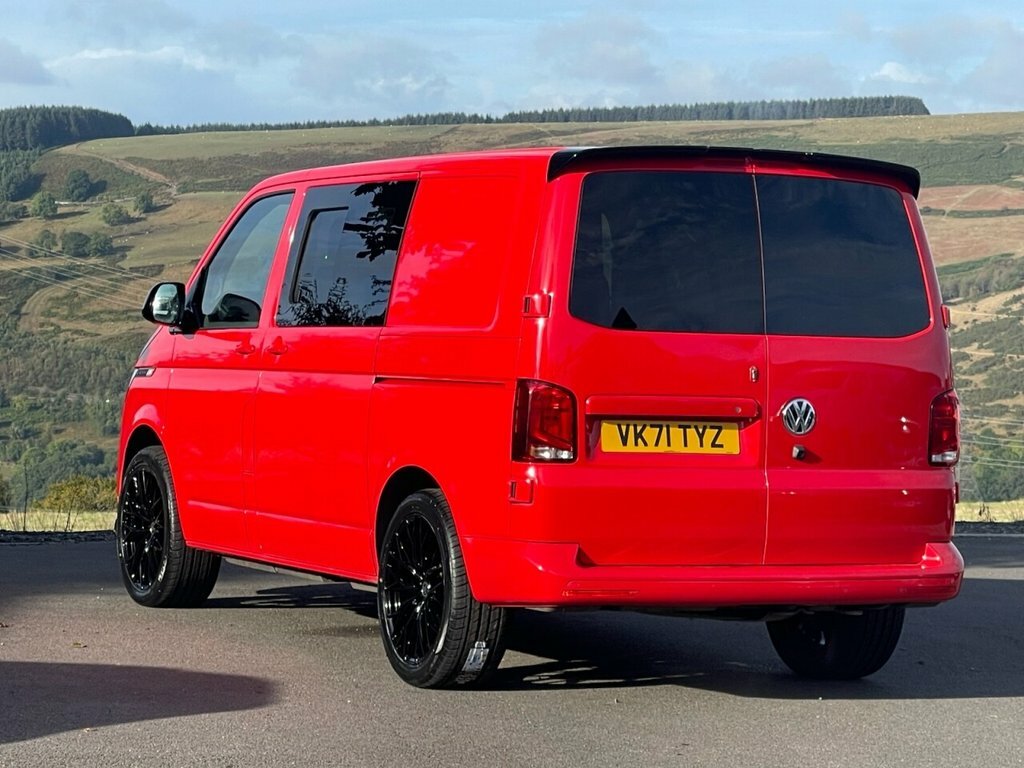 Volkswagen Transporter 2L Startline Red #5
