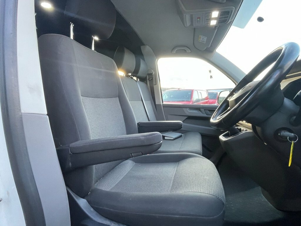 Volkswagen Transporter 2L Startline White #2