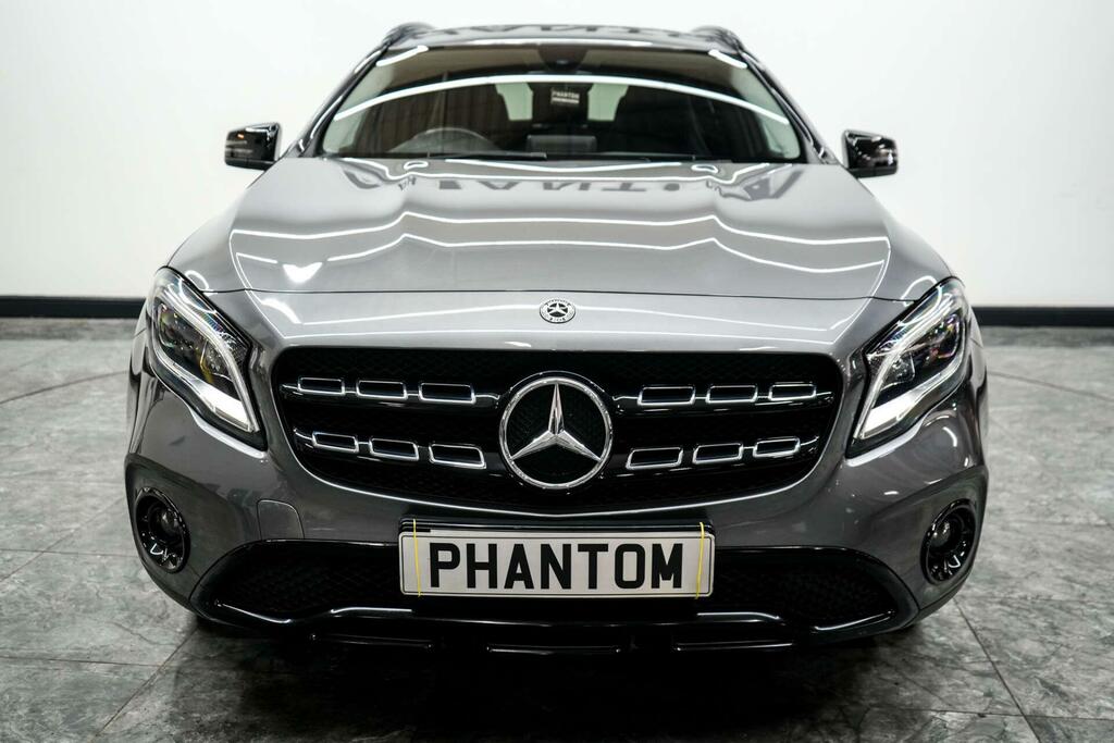 Mercedes-Benz GLA Class Urban Edition Grey #4