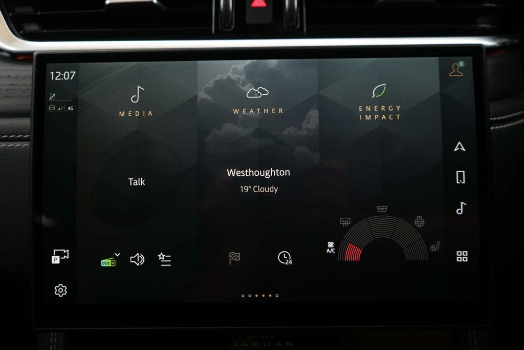 Jaguar F-Pace 3.0 D300 R-dynamic Se Awd Black #29