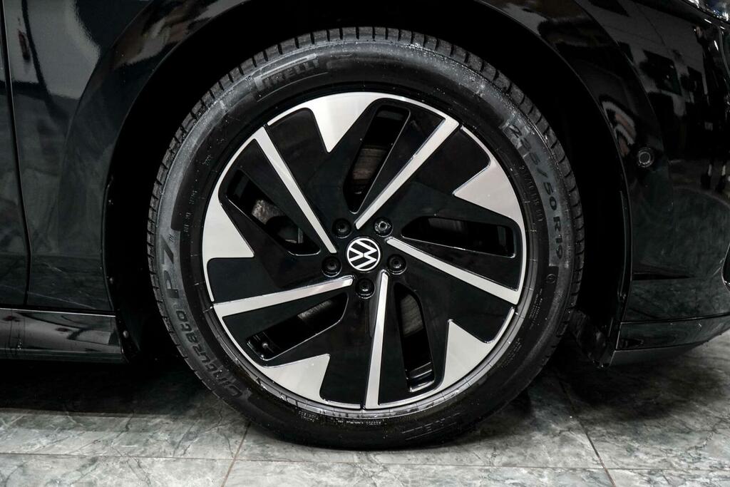 Volkswagen ID.7 Hatchback Grey #7
