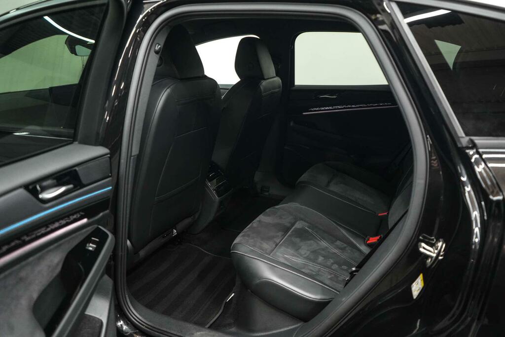Volkswagen ID.7 Hatchback Grey #18