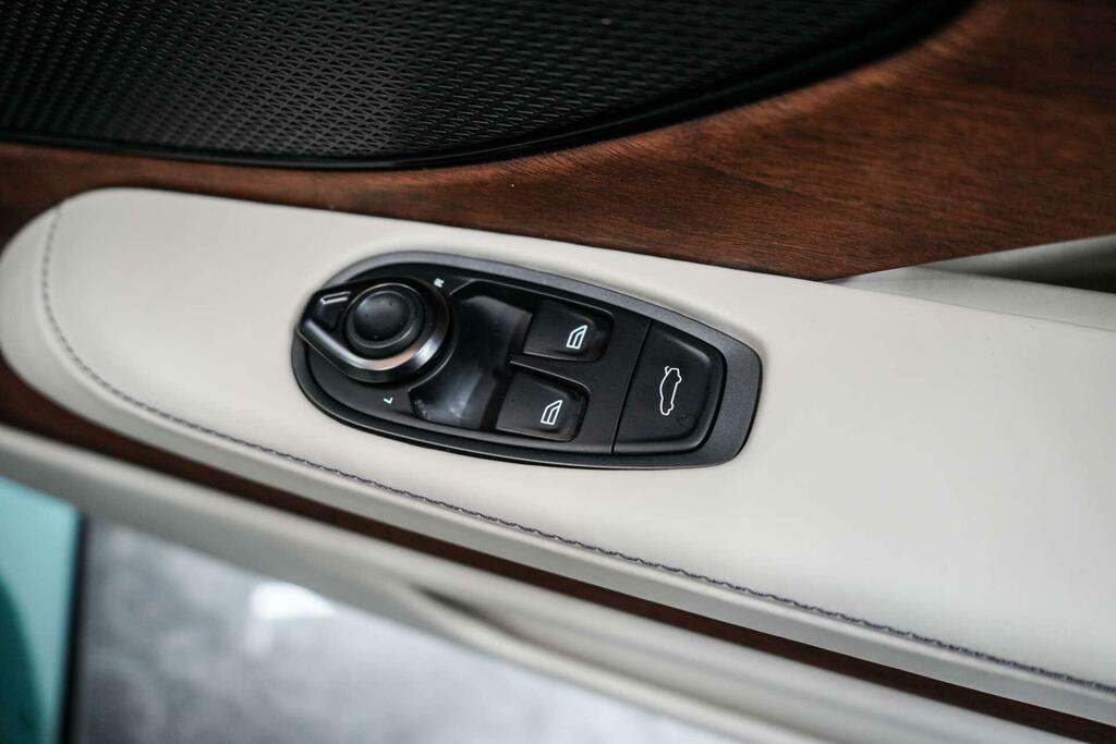 Aston Martin DB12 V8 Auto Green #26