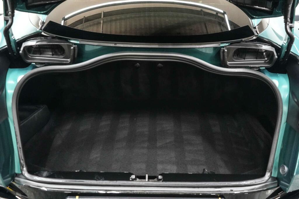 Aston Martin DB12 V8 Auto Green #10