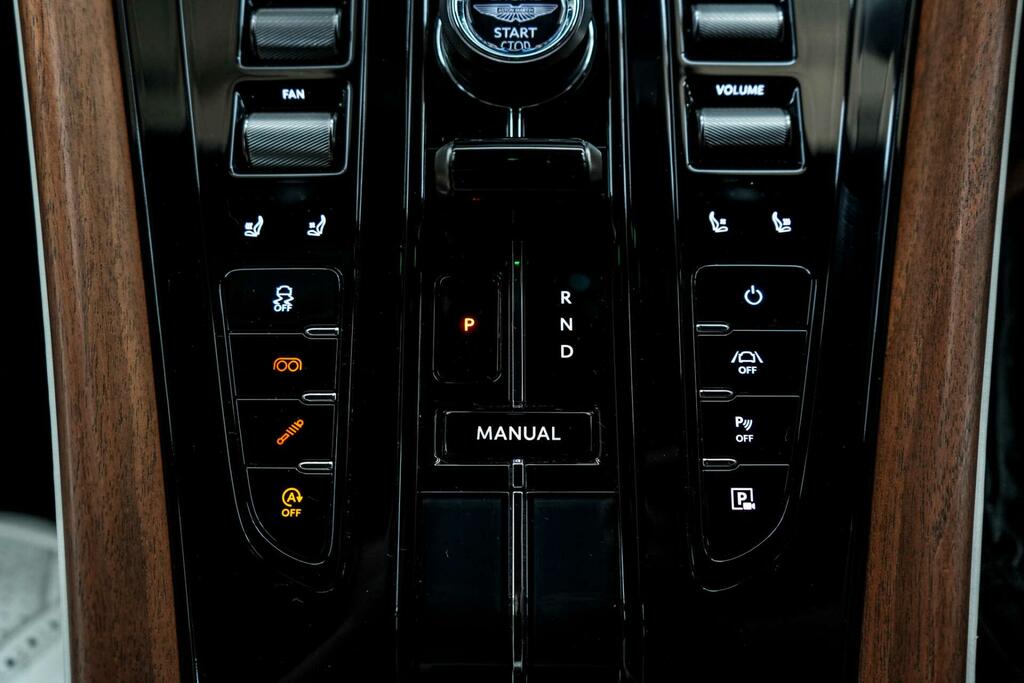 Aston Martin DB12 V8 Auto Green #28
