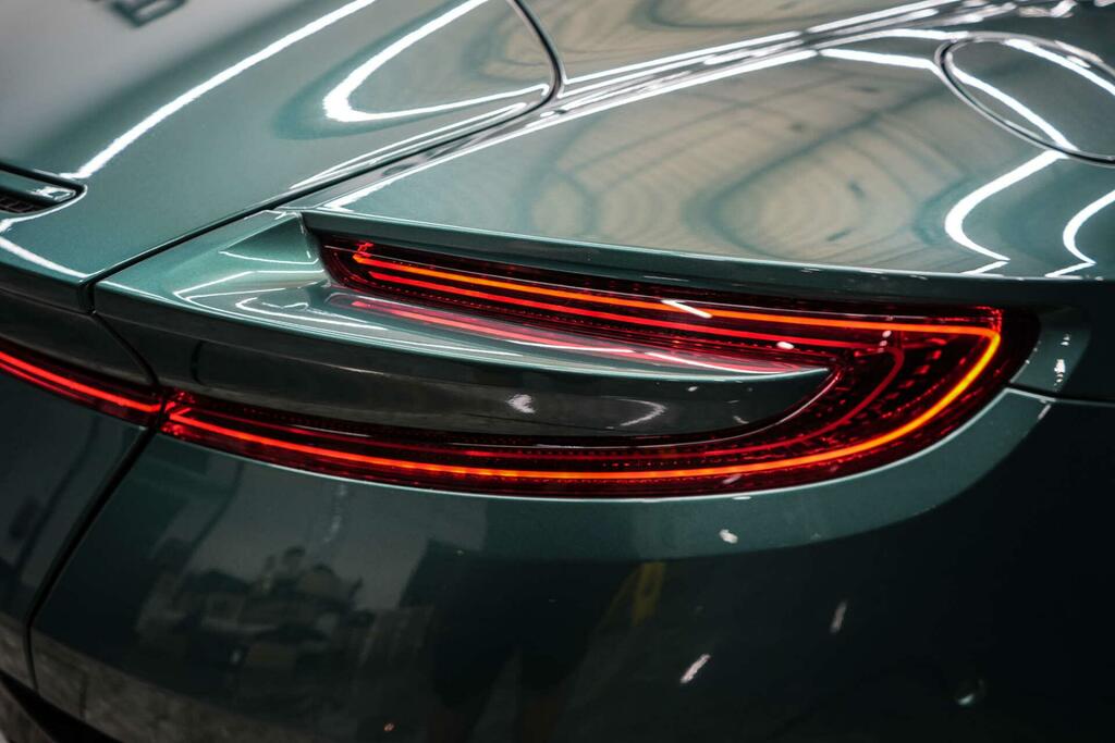 Aston Martin DB12 V8 Auto Green #46