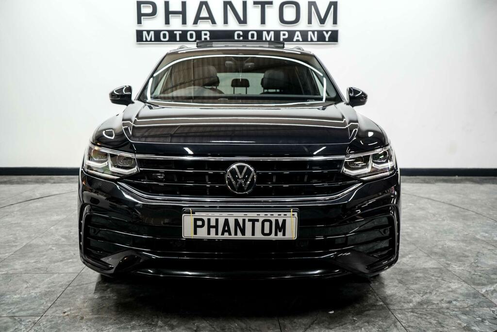 Volkswagen Tiguan Black Edition Black #5