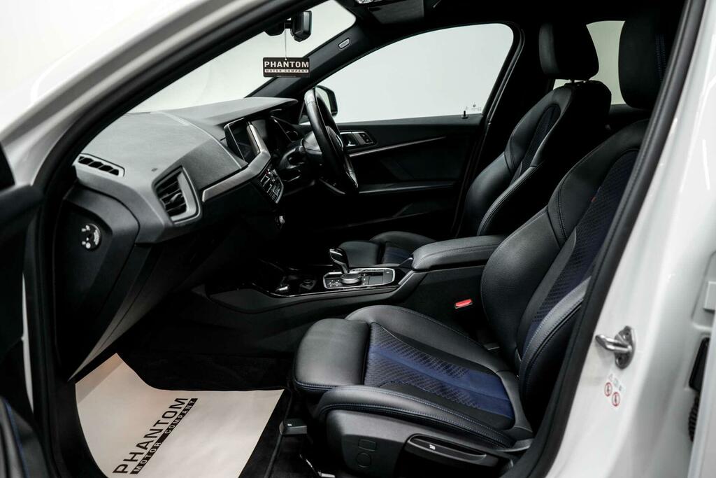 BMW 1 Series Se Black #24
