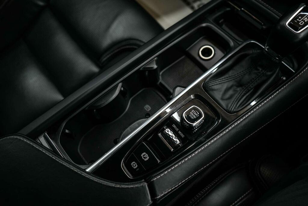 Volvo V90 T4 R-design Power Tailgate, Front Rear Ass Black #35