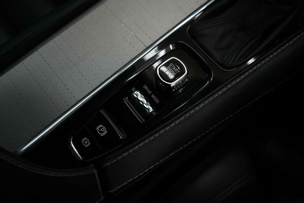 Volvo V90 T4 R-design Power Tailgate, Front Rear Ass Black #37