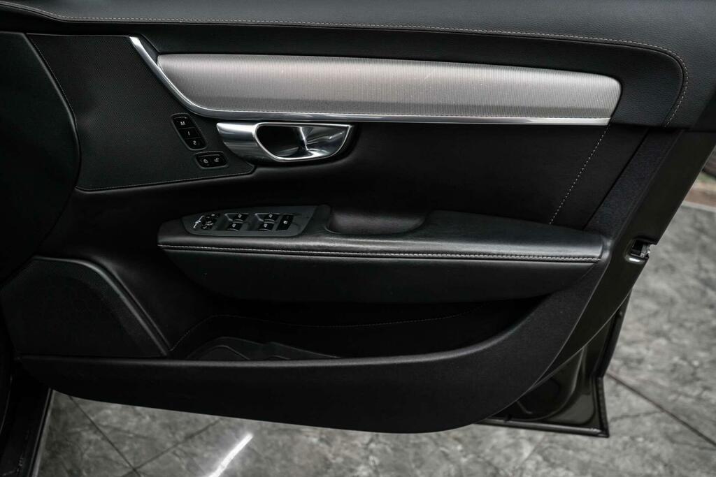 Volvo V90 T4 R-design Power Tailgate, Front Rear Ass Black #17