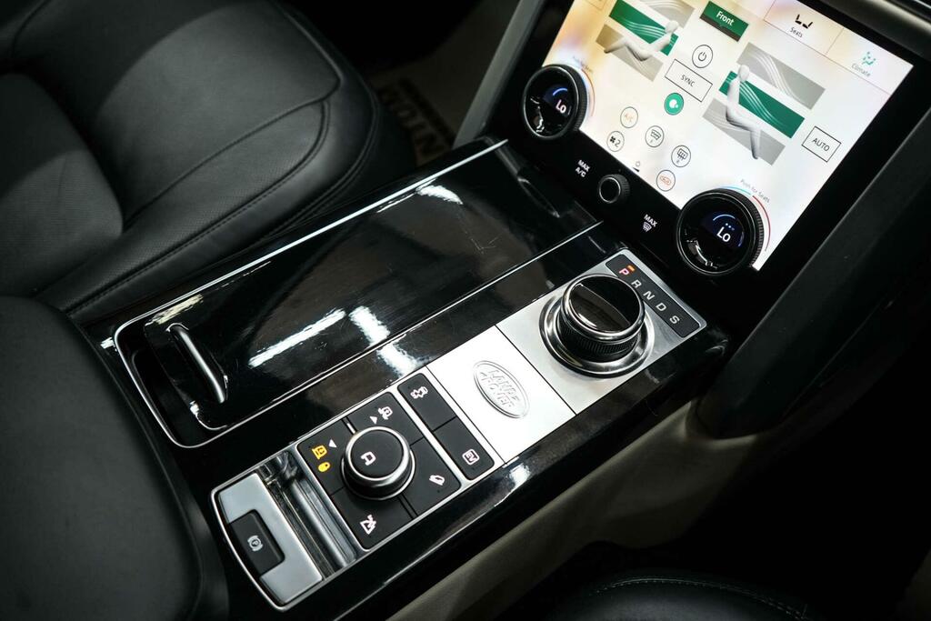 Land Rover Range Rover Vogue Gold #40