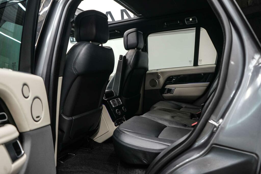 Land Rover Range Rover Vogue Gold #29