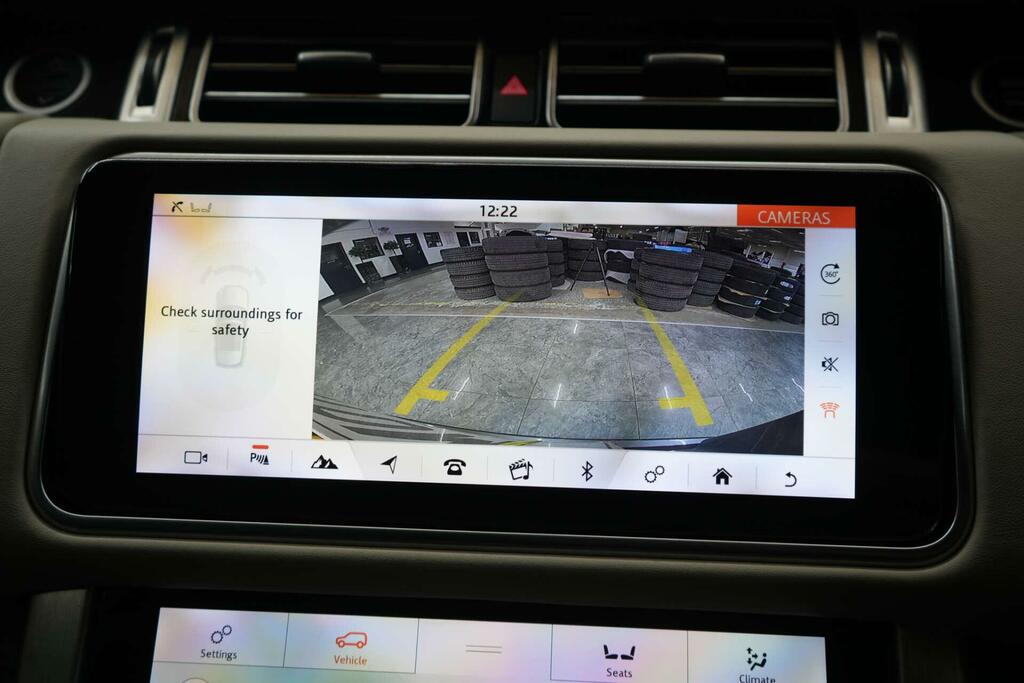Land Rover Range Rover Vogue Gold #35