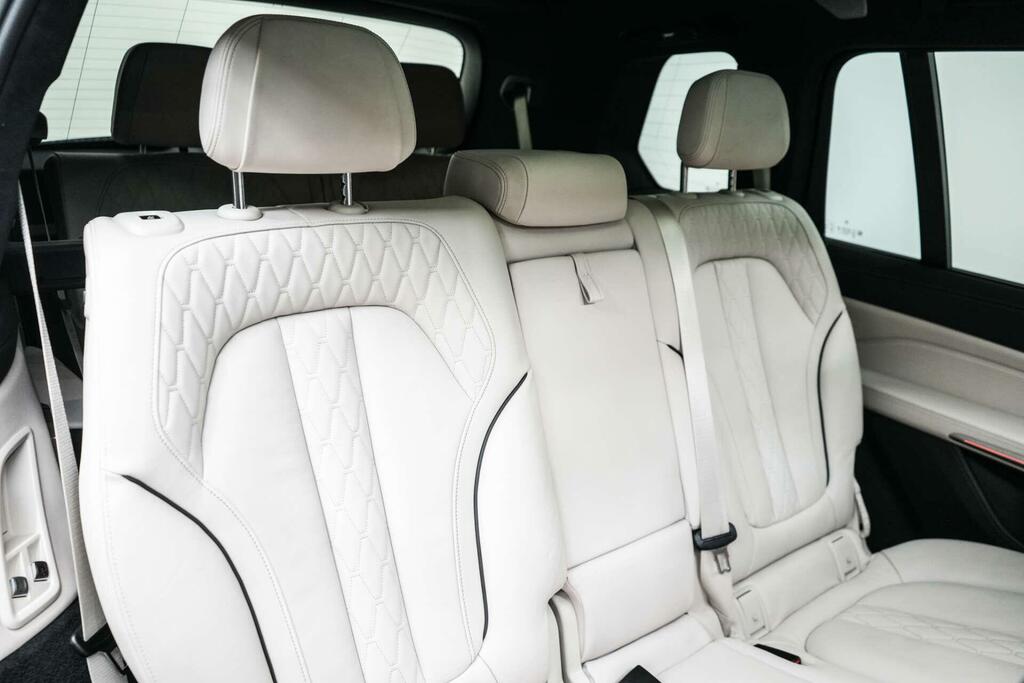 BMW X7 40D Mht M Sport Grey #27