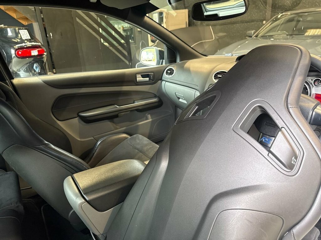 Ford Focus 1.6 Titanium Hatchback 184 G Silver #44