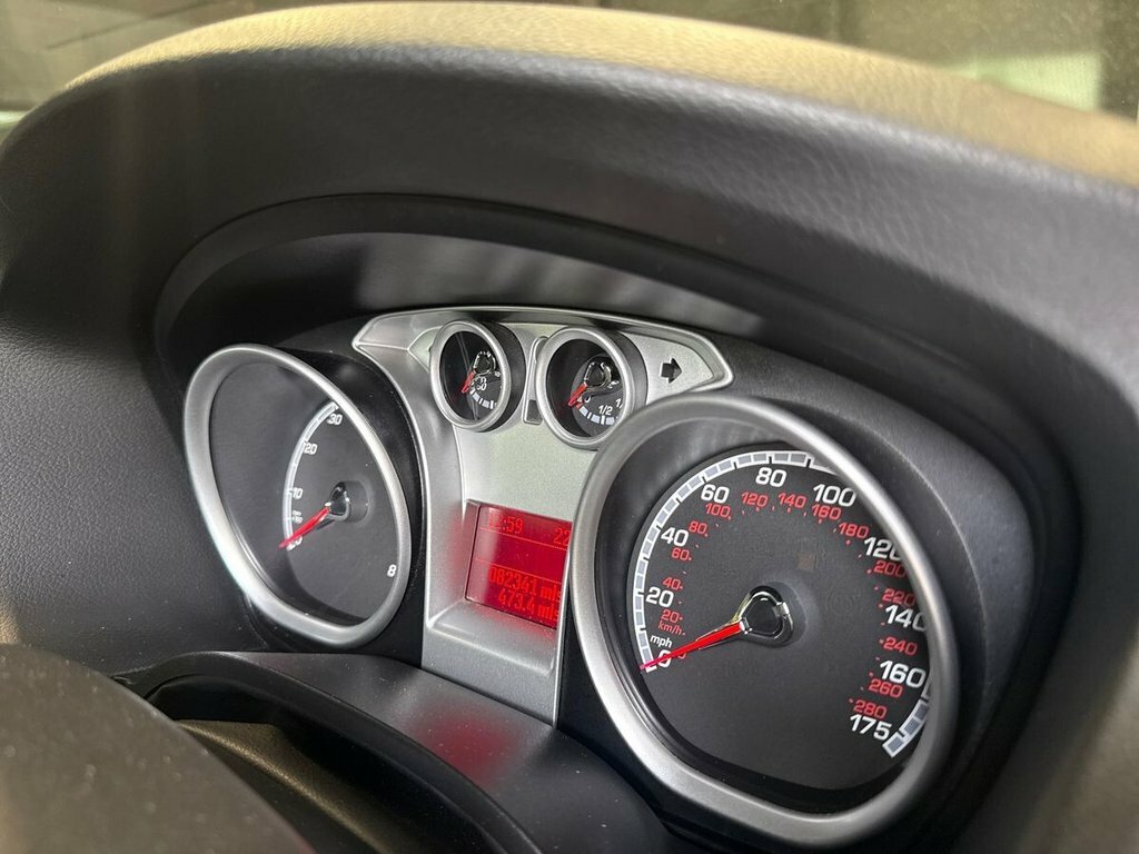 Ford Focus 1.6 Titanium Hatchback 184 G Silver #15