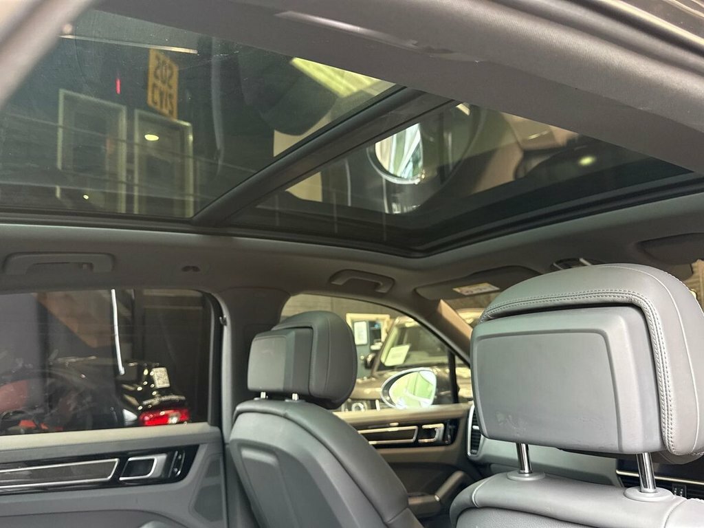 Porsche Cayenne 2021 71 Porsche Cayenne E-hybrid Tiptronic S Grey #23
