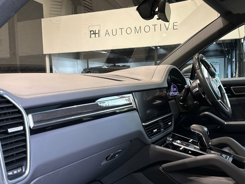 Porsche Cayenne 2021 71 Porsche Cayenne E-hybrid Tiptronic S Grey #36