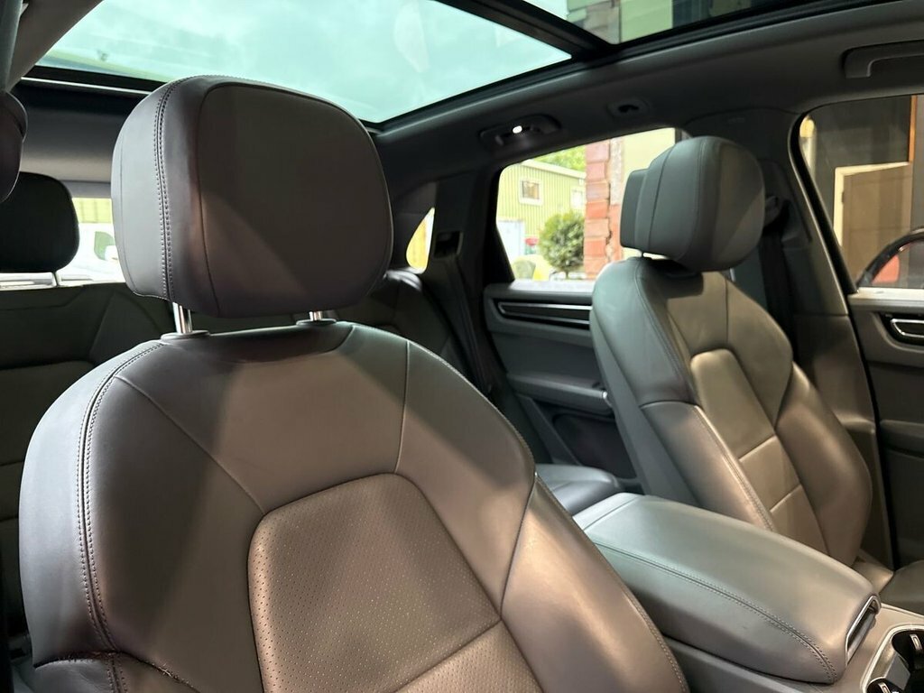 Porsche Cayenne 2021 71 Porsche Cayenne E-hybrid Tiptronic S Grey #16