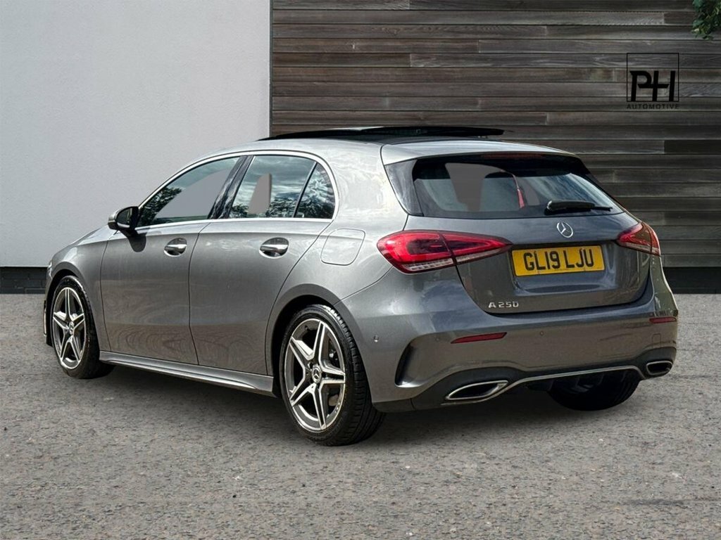 Mercedes-Benz A Class 2L Amg Line Grey #5