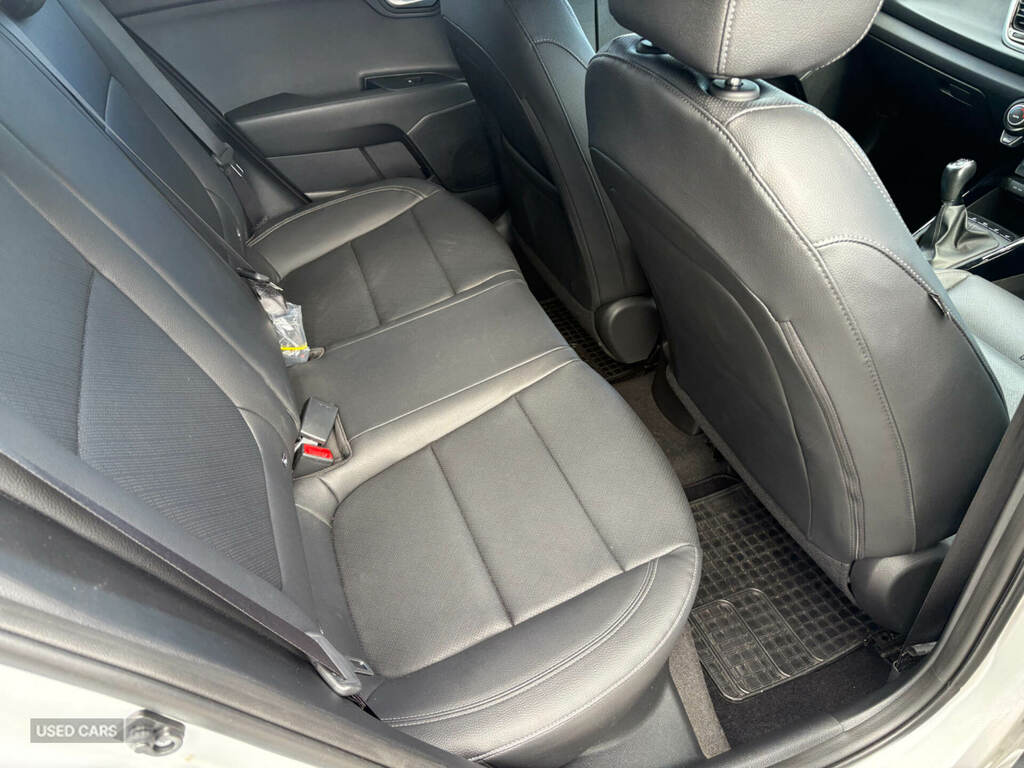 Kia RIO 1.0 T Gdi 3 Silver #3